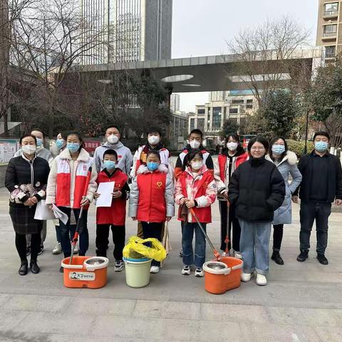 杨家社区文明实践站开展卫生大扫除活动