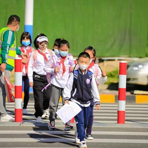 少年如花，“疫”路向阳开     ——第九小学一二年级今天开学啦！