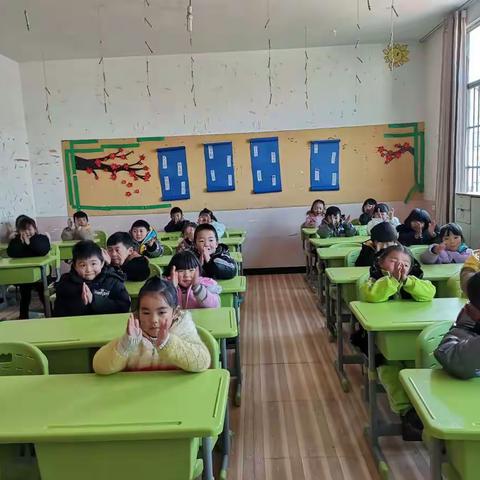 金苹果幼儿园学前一班学期末总结