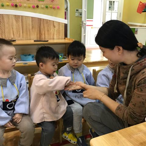 蔬果拓印画，好玩欢乐多