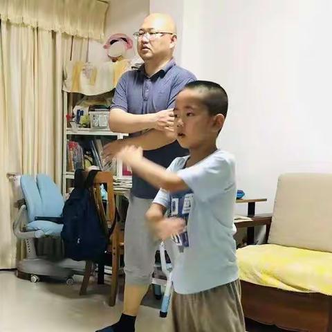 “疫期”动起来，欢乐一家人