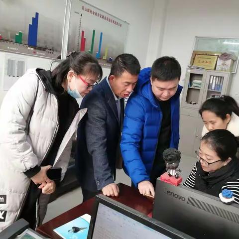 关山街道全面开展第七次全国人口普查长表登记工作