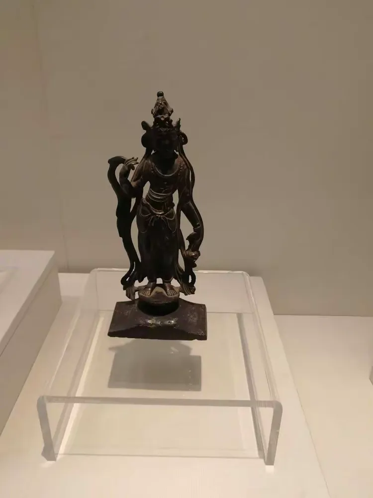 形态各异唯妙唯肖的佛像