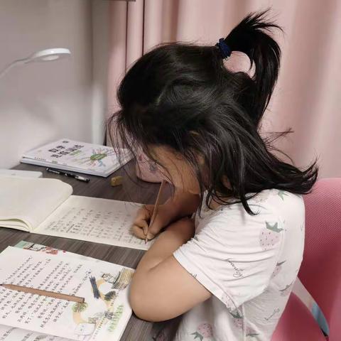 赵翊彤的日常瞬间