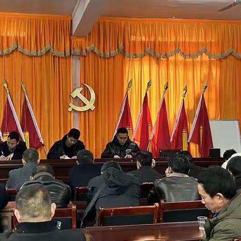 蜂岩镇小河村“干群一心，共筑美好2023”