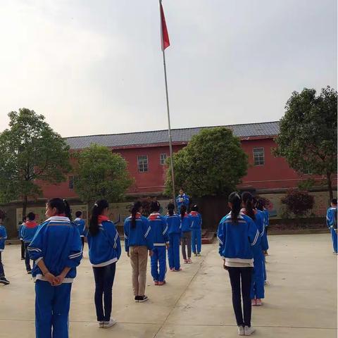 愉怡中小学“文明祭祖，平安清明”主题升旗仪式