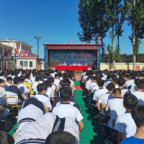 法治教育进校园,护航青春助成长——出头岭镇初级中学法治宣传进行时