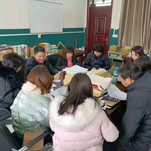 “扬教研之风 催教学实绩”——水寨一中综合组教研活动