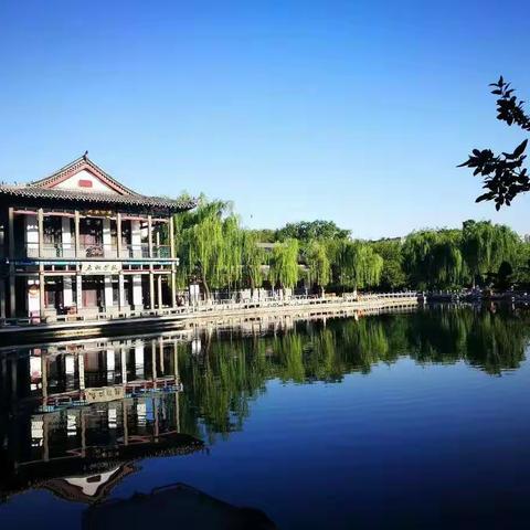 醉美画图里，也似水云乡... ...