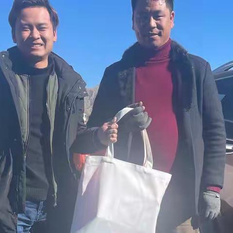 【西藏基地日喀则东销售部】“心系客户 暖冬行动 ”日喀则东销售部客户关系维护升温及春节促销品发放活动