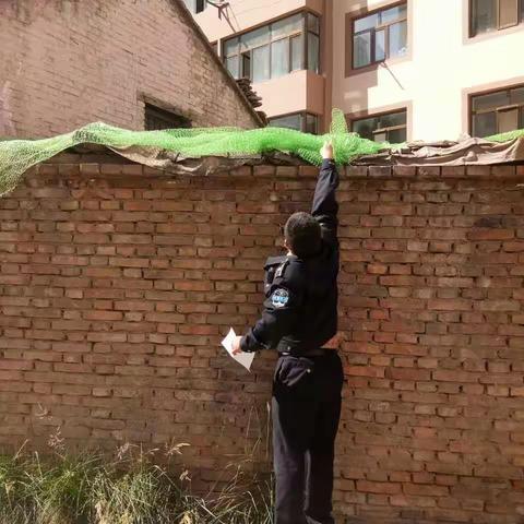 美丽庭院是我家 整洁美丽靠大家