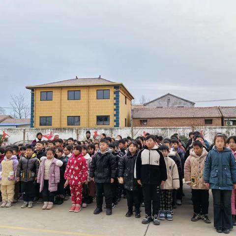 《树诚信理念，育诚信之花》——高杰小学主题升旗仪式