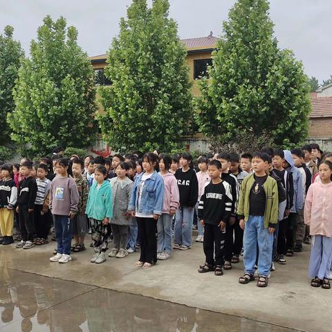 《阳光心理，健康成长》——高杰小学主题升旗仪式