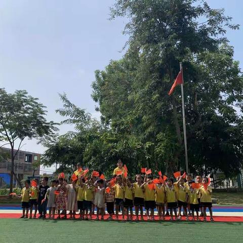 申博幼儿园大二班十月份成长记录册