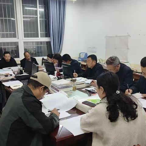 西和三中高二年级组召开月考质量分析会