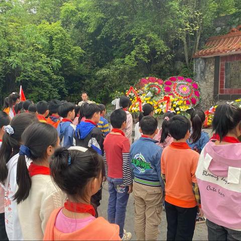 扣好人生第一粒扣子        桥市乡中心小学
