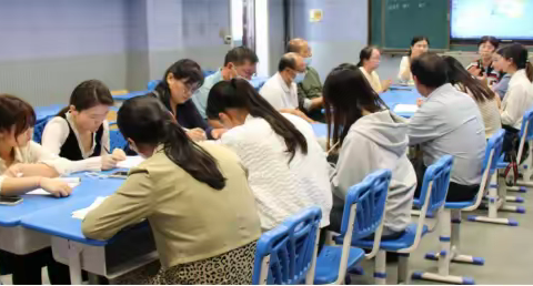 名师送教促成长，专家传经领发展——沭阳县教师发展中心送教活动（英语学科）在沭阳县桑墟九年制学校初中部举行