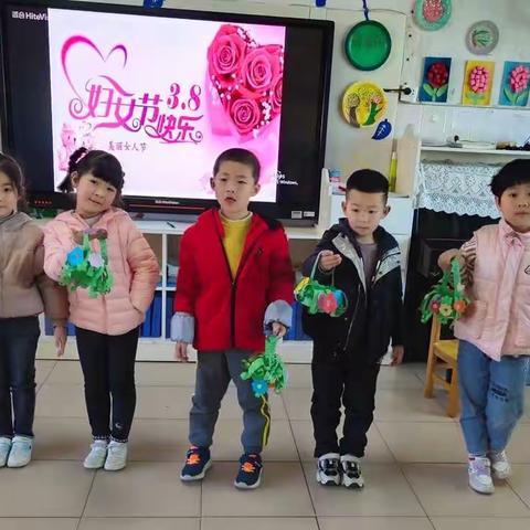 清流实幼大二班“三八”感恩活动剪影