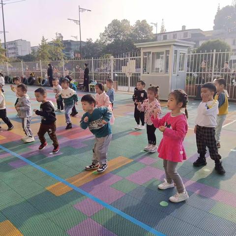 聪越幼儿园太阳二班——丰富多彩的幼儿体育游戏