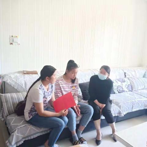 爱暖童心 共享蓝天