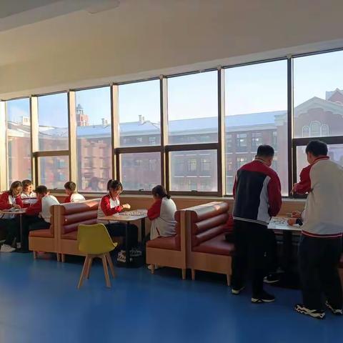 北外辽校高二第十三周班主任工作总结