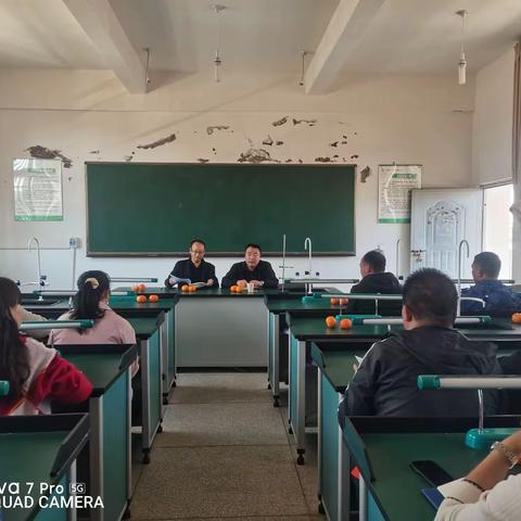 以“督”促提升  以“查”促发展--记召夸镇中心学校到召夸镇大栗树小学教育教学常规调研工作