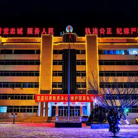 看千灯万盏映普山新颜