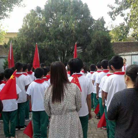蔡王合小学欢度国庆