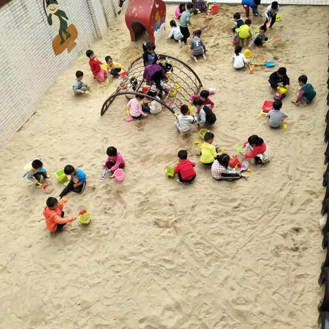 不负冬日 乐在沙中——祥幼孩子玩沙活动掠影