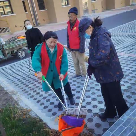 民主街社区开展“宜居靓家园 健康新生活” 环境卫生整治活动