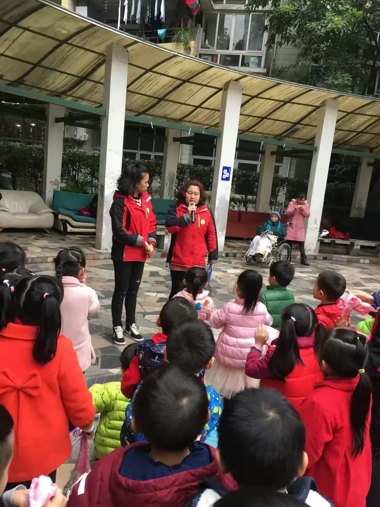 重庆南岸南滨华艺幼儿园今冬明春消防防控演练