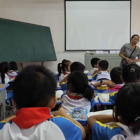 2019年4月24日加来中心学校数学组第十周教研活动——一年级组集体备课授课