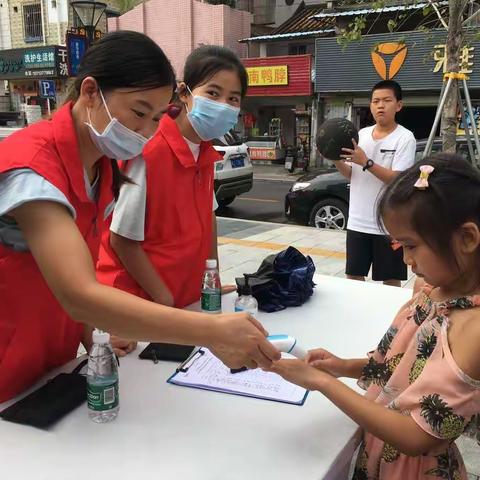 民生微实事/江边社区开展食品安全宣传活动