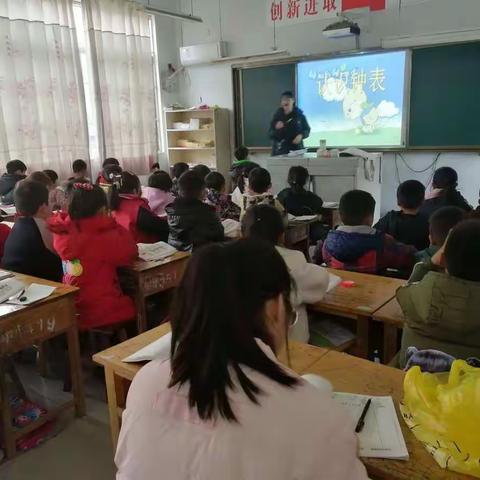 兴明小学举行"青蓝工程--同课同构"活动