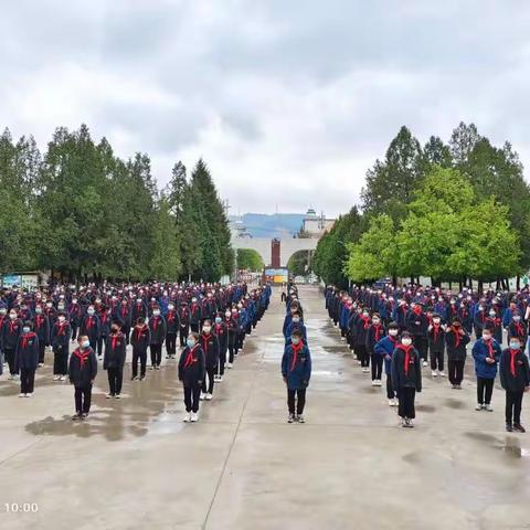 “让书香浸润心灵  争做新时代好队员”——蒲县第一中学校举行读书主题队日活动