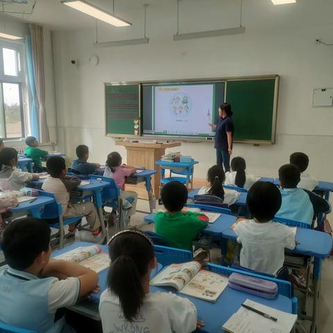 【温暖·石明】“英”研促教 ，“语”研同行！——记烟台大学附属中学石明校区英语教研活动