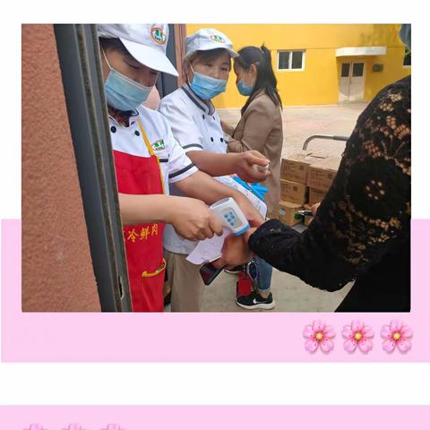 家长走进食堂 吃饭透明开放