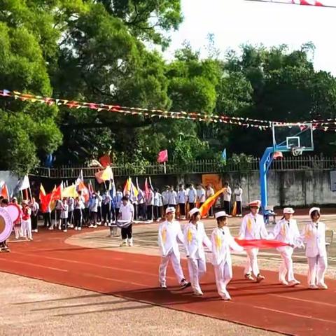 青春无悔，激情无限——珠海市斗门区德恒实验学校举办第六届秋季运动会