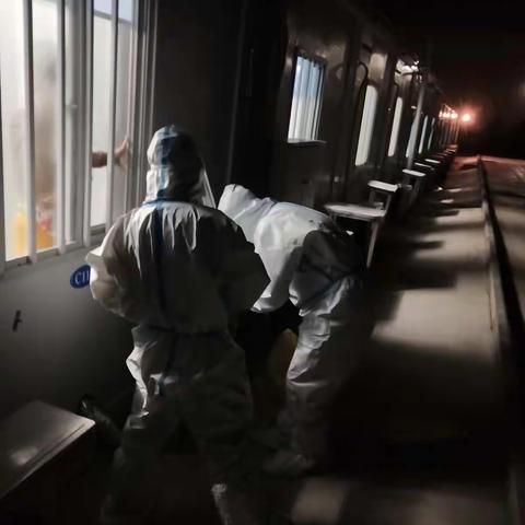 我们的抗疫故事——疫路"暖仓人”