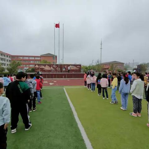 弘扬劳动精神，助力自我成长——长丰县志和小学开展劳动周系列活动