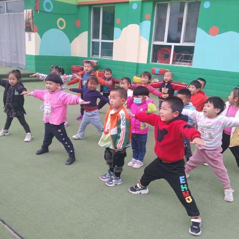 爱，首先意味着奉献，意味着把自己心灵的力量献给所爱的人，为所爱的人创造幸福。