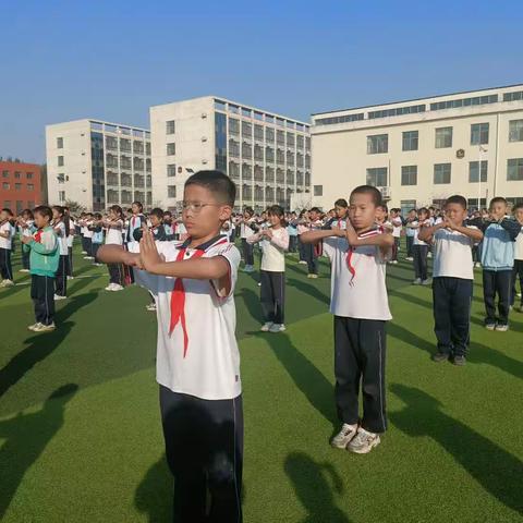 阳光大课间 活力展风采——冯官屯镇中心小学阳光一小时活动