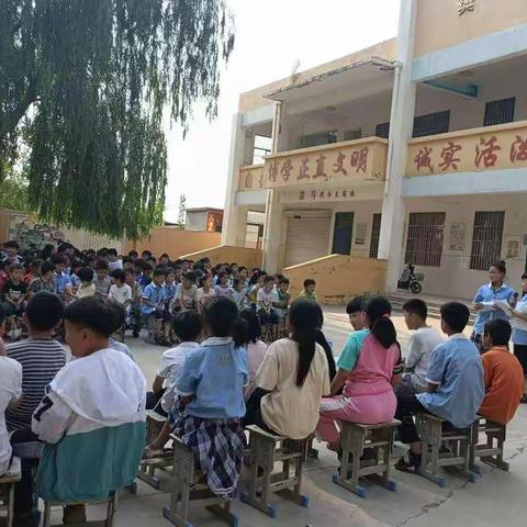 “双减”政策落地 活动全面“开花”——玉皇庙镇樊庄小学书法绘画及朗诵活动