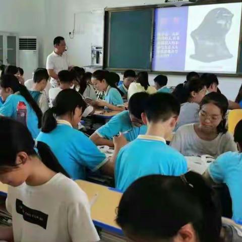 临颍县樱桃郭学校初中综合一组笫一轮公开课巡礼
