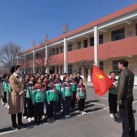 三月雷锋行  温暖似春风——三官庙镇中心学校学雷锋活动纪实