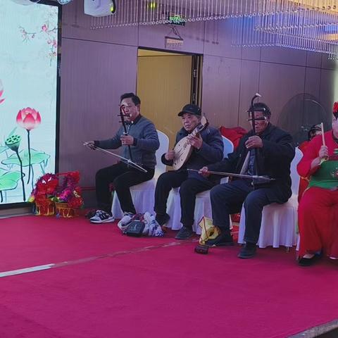 庆元旦迎新年文艺演出怀远县老年协会屾河社区分会2024年12月15日（视频照片二）
