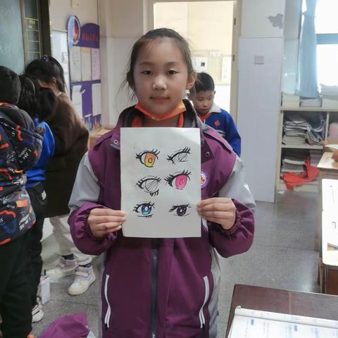 中航城小学美术