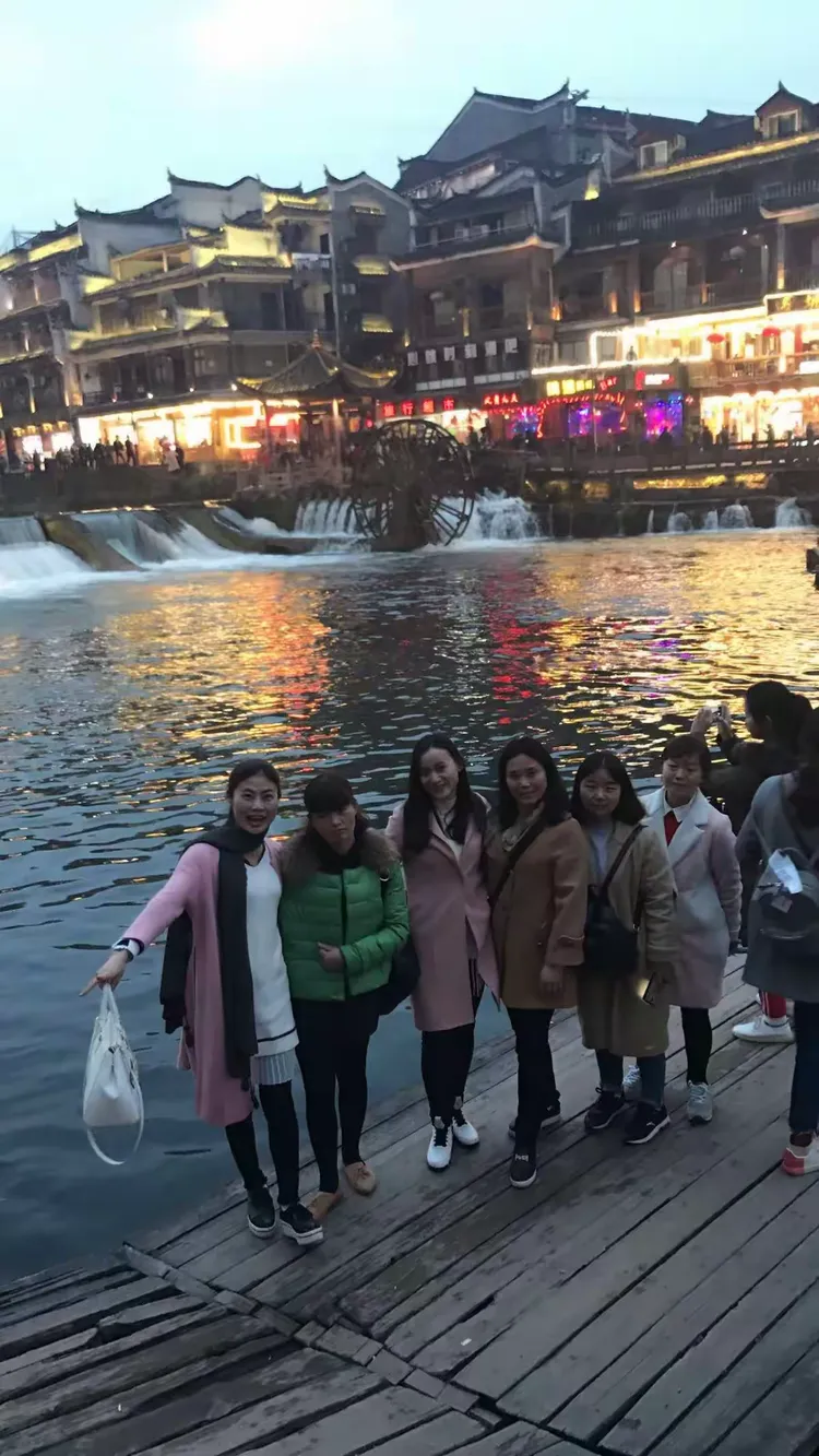 凤凰游