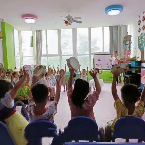 天才贝贝幼儿园——萌宝班“家长会及知识汇报”自信绽放，见证成长
