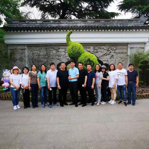 柳林县“家乡好学校”建设项目2019年学校管理者上海跟岗研修第二周第二期    学习简报   第六组